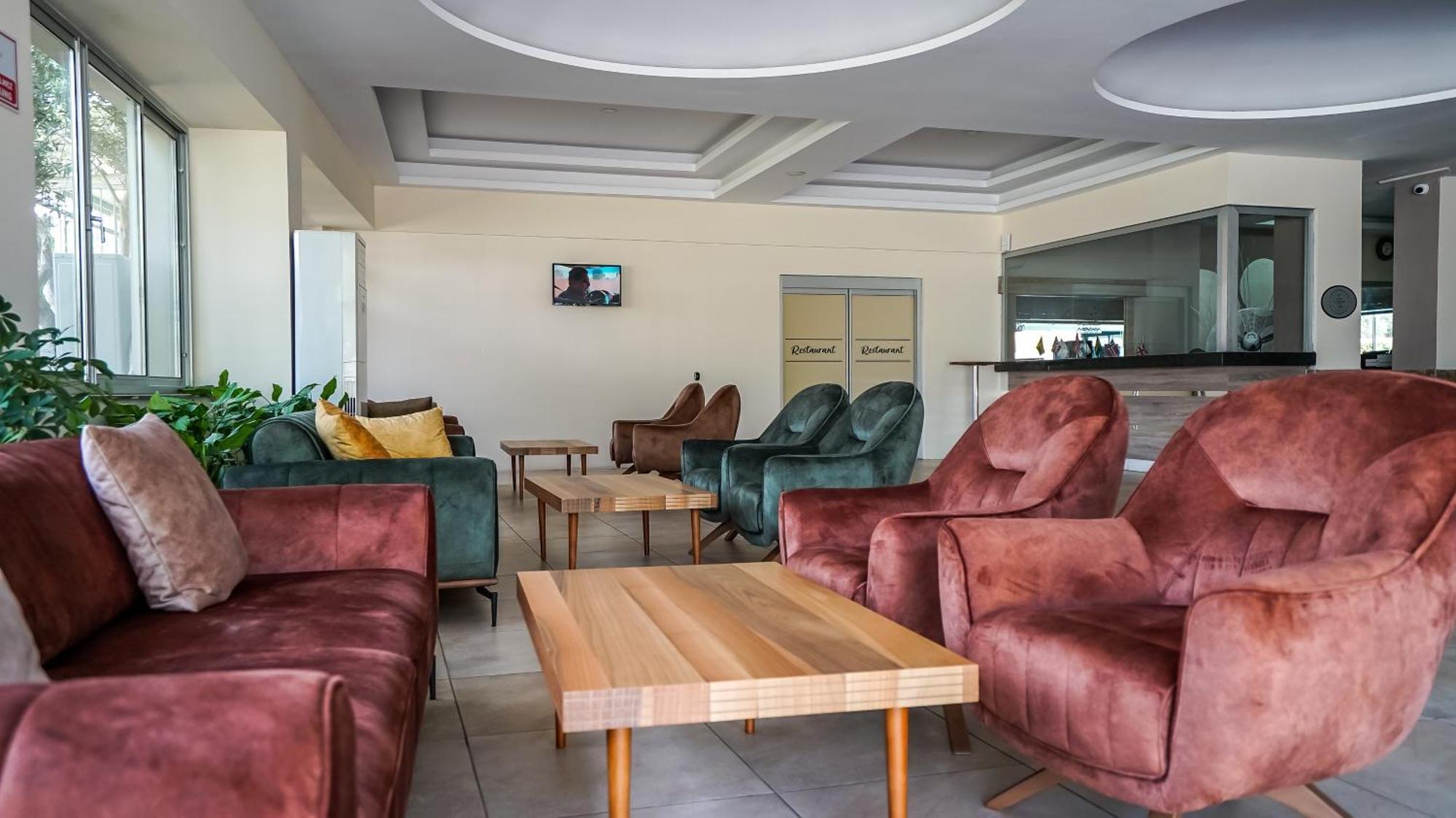 Catty Cats Garden Hotel Сиде Екстериор снимка