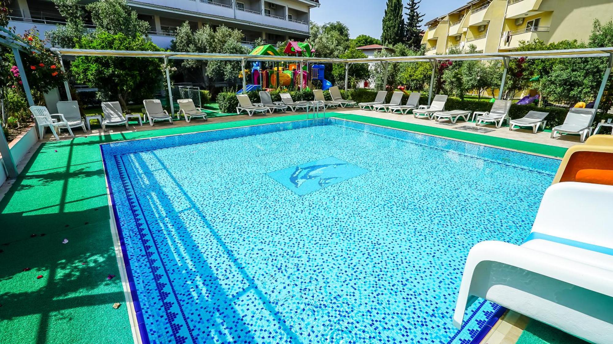 Catty Cats Garden Hotel Сиде Екстериор снимка