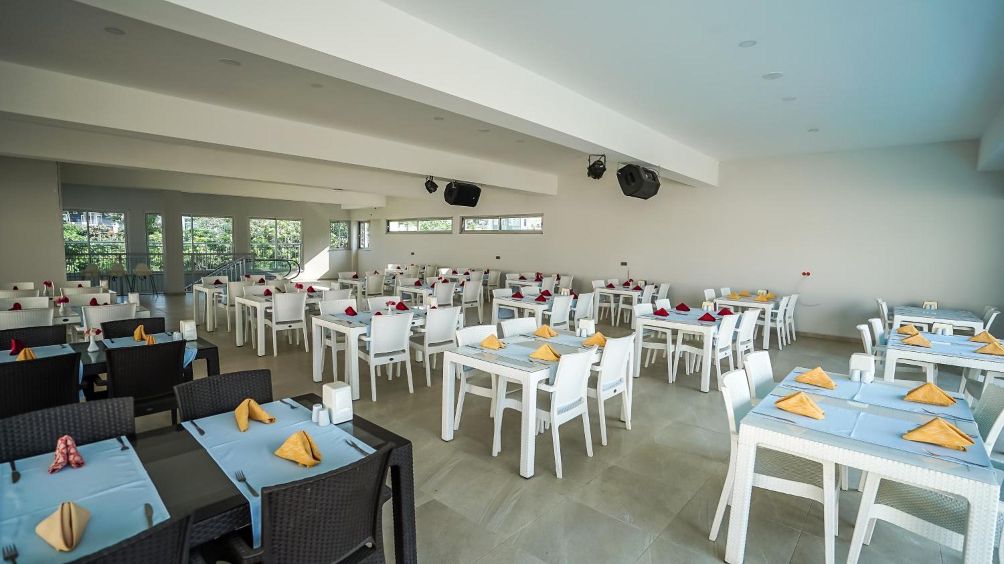 Catty Cats Garden Hotel Сиде Екстериор снимка